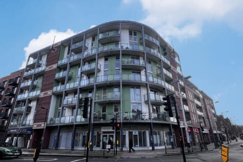 2 bedroom flat for sale
