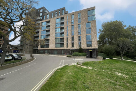 1 bedroom flat for sale