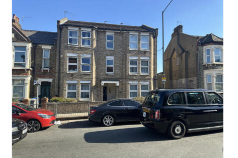 1 bedroom flat for sale