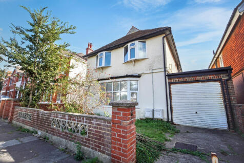 8 bedroom detached house for sale