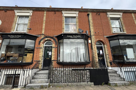 6 bedroom block of apartments for sale