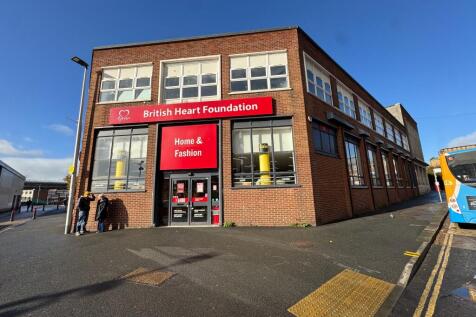 25 bedroom block of apartments for sale