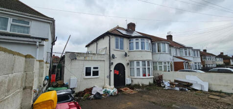 7 bedroom end of terrace house for sale