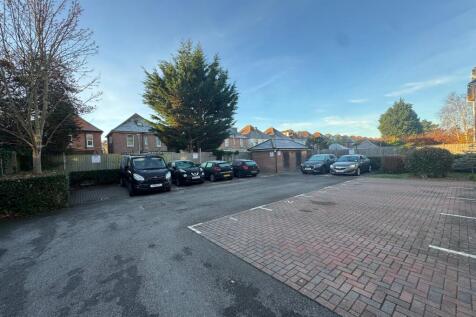 20 bedroom block of apartments for sale