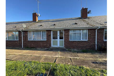 2 bedroom bungalow for sale