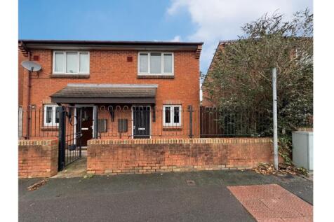 2 bedroom semi-detached house for sale