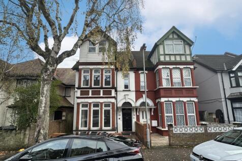 7 bedroom semi-detached house for sale