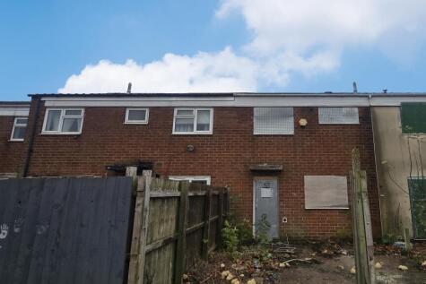 Terraced house for sale