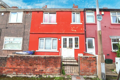 3 bedroom terraced house for sale