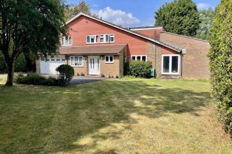 High Foleys, Esher 5 bed house for sale