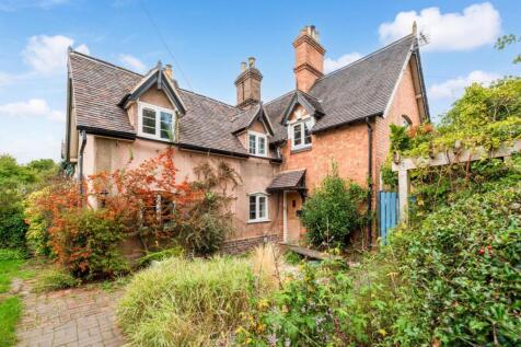 Claines, Worcester, Worcestershire 3 bed semi