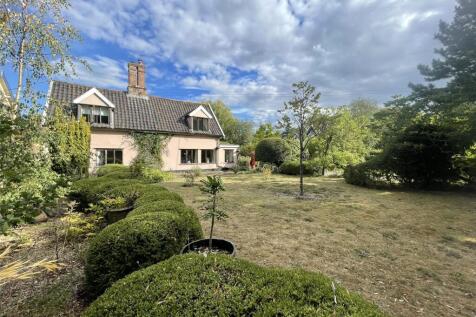 3 bedroom detached house for sale
