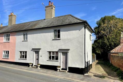 3 bedroom end of terrace house for sale