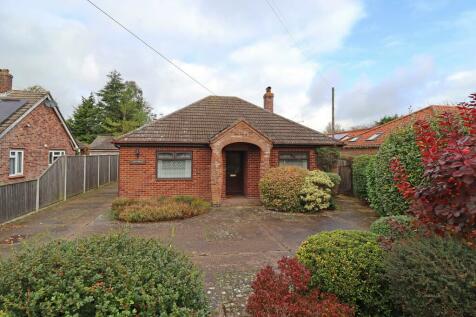 2 bedroom detached bungalow for sale