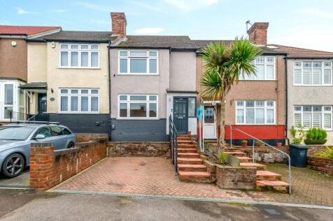 Swaisland Road, Dartford, Kent, DA1 3 bed terraced house for sale