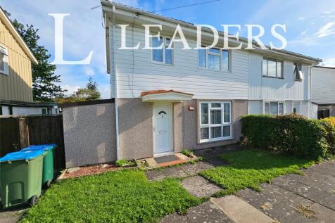 5 bedroom semi-detached house for sale
