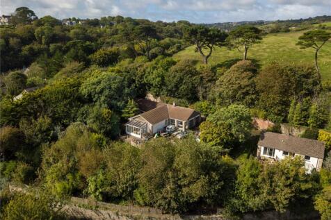 Gulval, Penzance TR18 4 bed bungalow for sale