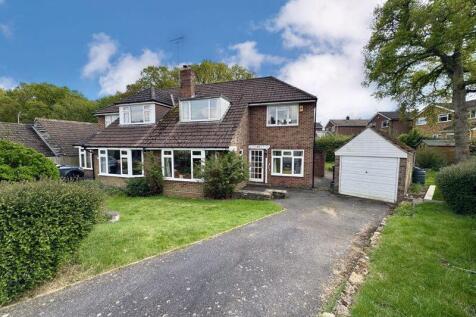 Philip Drive, Flackwell Heath HP10 3 bed semi