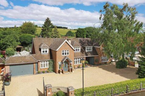 Windsor Lane, Wooburn Green HP10 6 bed detached house for sale