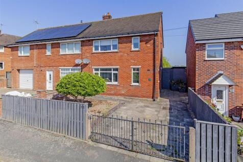 2 bedroom semi-detached house for sale