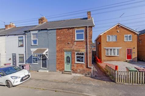2 bedroom end of terrace house for sale