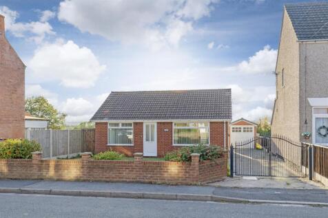 2 bedroom detached bungalow for sale