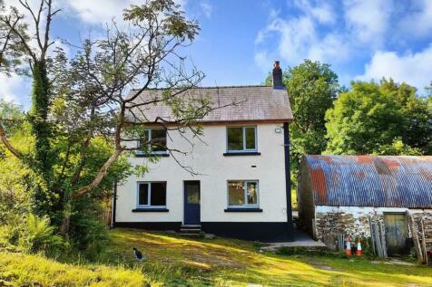 Llansawel, Llandeilo 4 bed property with land for sale