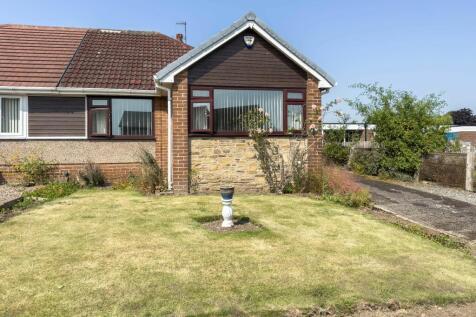 Ashlea Avenue, Brighouse, HD6 3SR 2 bed semi