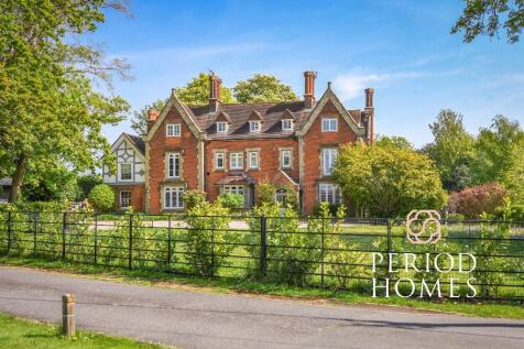 1 Rectory Close, Stock, Ingatestone 9 bed detached house for sale