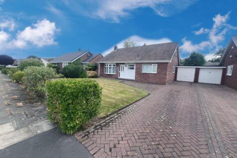 3 bedroom detached bungalow for sale