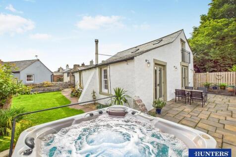 2 bedroom cottage for sale