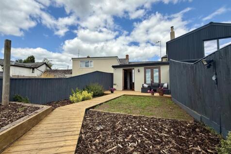 Aston Crews HR9 3 bed cottage for sale