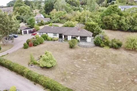 Sterrys Lane, May Hill GL17 4 bed detached bungalow for sale