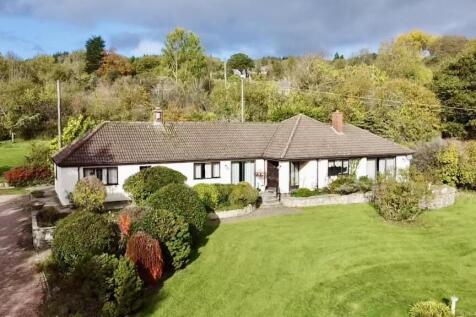 Sterrys Lane, May Hill GL17 4 bed detached bungalow for sale