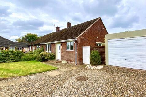 2 bedroom semi-detached bungalow for sale