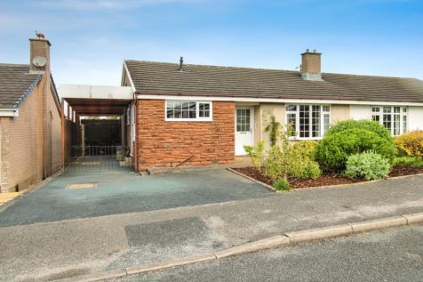 3 bedroom semi-detached bungalow for sale