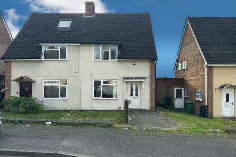 2 bedroom semi-detached house for sale