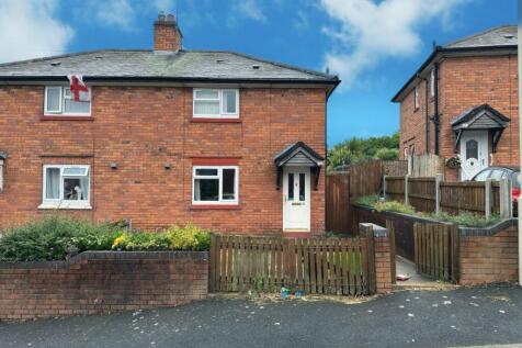 30 Harebell Crescent, Dudley, DY1 3PH 3 bed semi