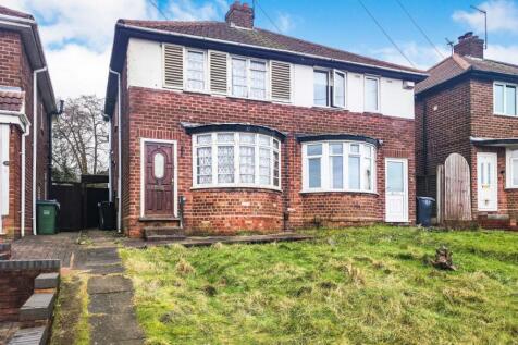 18 Weston Avenue, Tividale, Oldbury... 3 bed semi