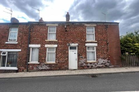 15 Close House, Bishop Auckland... 2 bed terraced house for sale