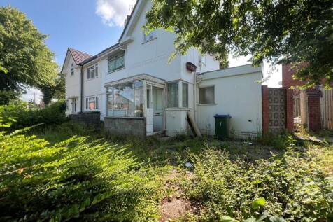 1 Booth Road, Wednesbury, WS10 0EN 3 bed semi