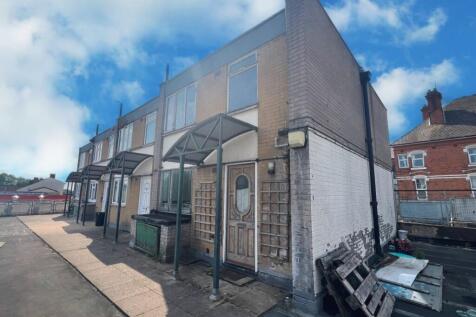 2 bedroom maisonette for sale