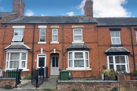 25 Windsor Road, Evesham... 2 bed terraced house for sale
