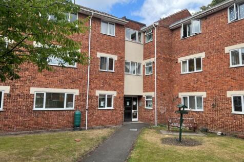 16 Avion Close, Walsall, WS1 3JF 2 bed flat for sale