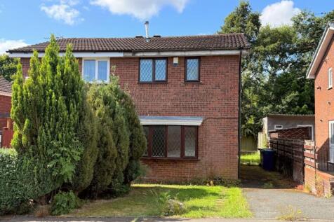 60 Carisbrooke Drive, Stafford, ST17 9JY 2 bed semi