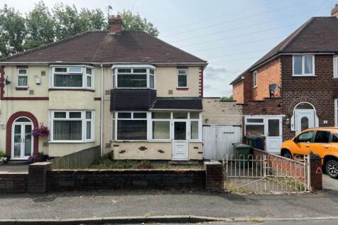 3 Bentley Mill Lane, Walsall, WS2 0BT 3 bed semi