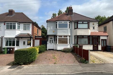 91 Summerfield Road, Olton, Solihull... 2 bed semi