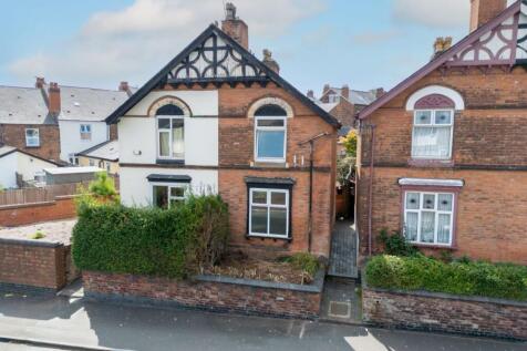 2 Raglan Road, Smethwick, West... 3 bed semi
