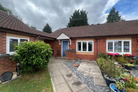 10 Shaftsbury Close, Bilston, WV14 7QZ 2 bed bungalow for sale