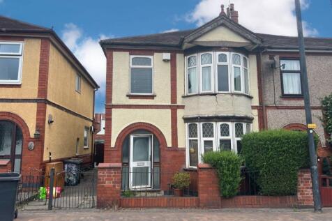 30 Central Avenue, Nuneaton, CV11 5BA 3 bed semi